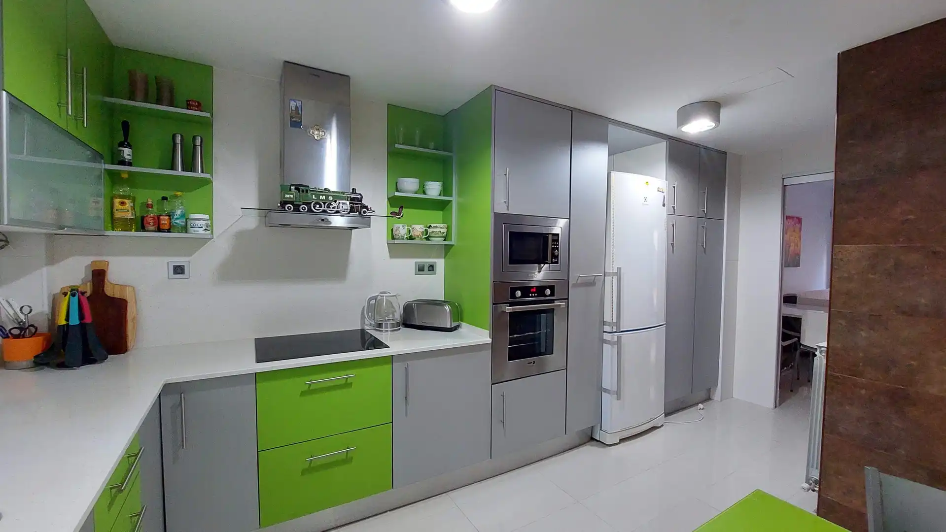 Cocina de Casa adosada en venta en Salou con Aire acondicionado, Calefacción y Jardín privado