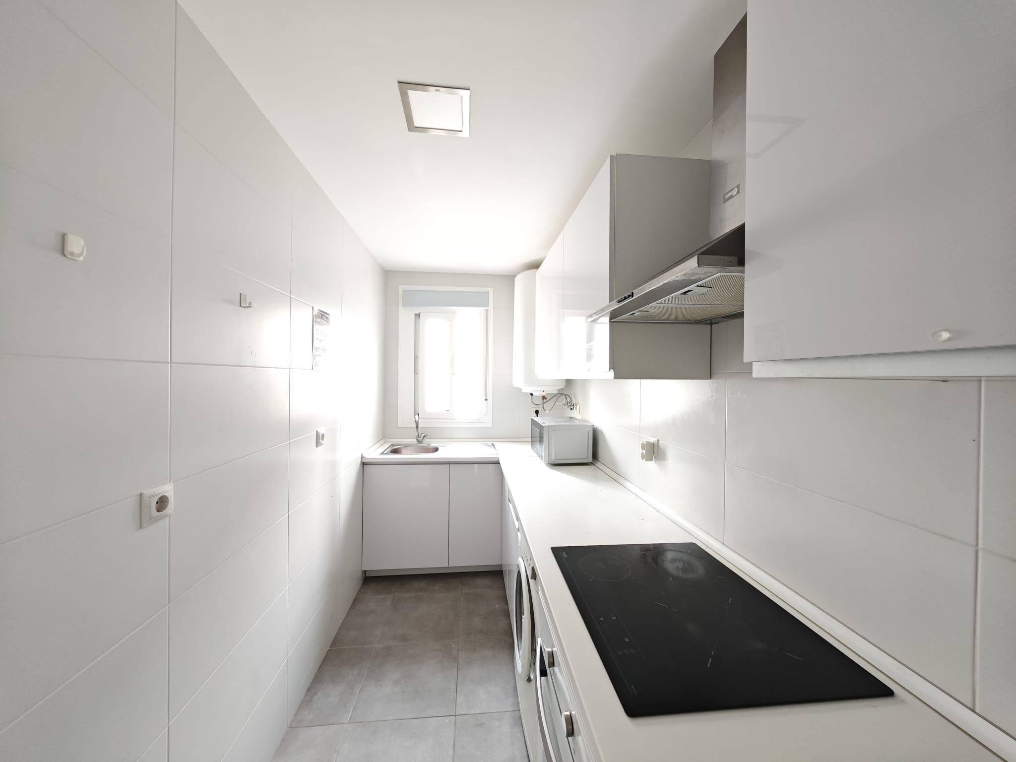 Kitchen of Flat for sale in  Madrid Capital  with Air Conditioner, Heating and Terrace