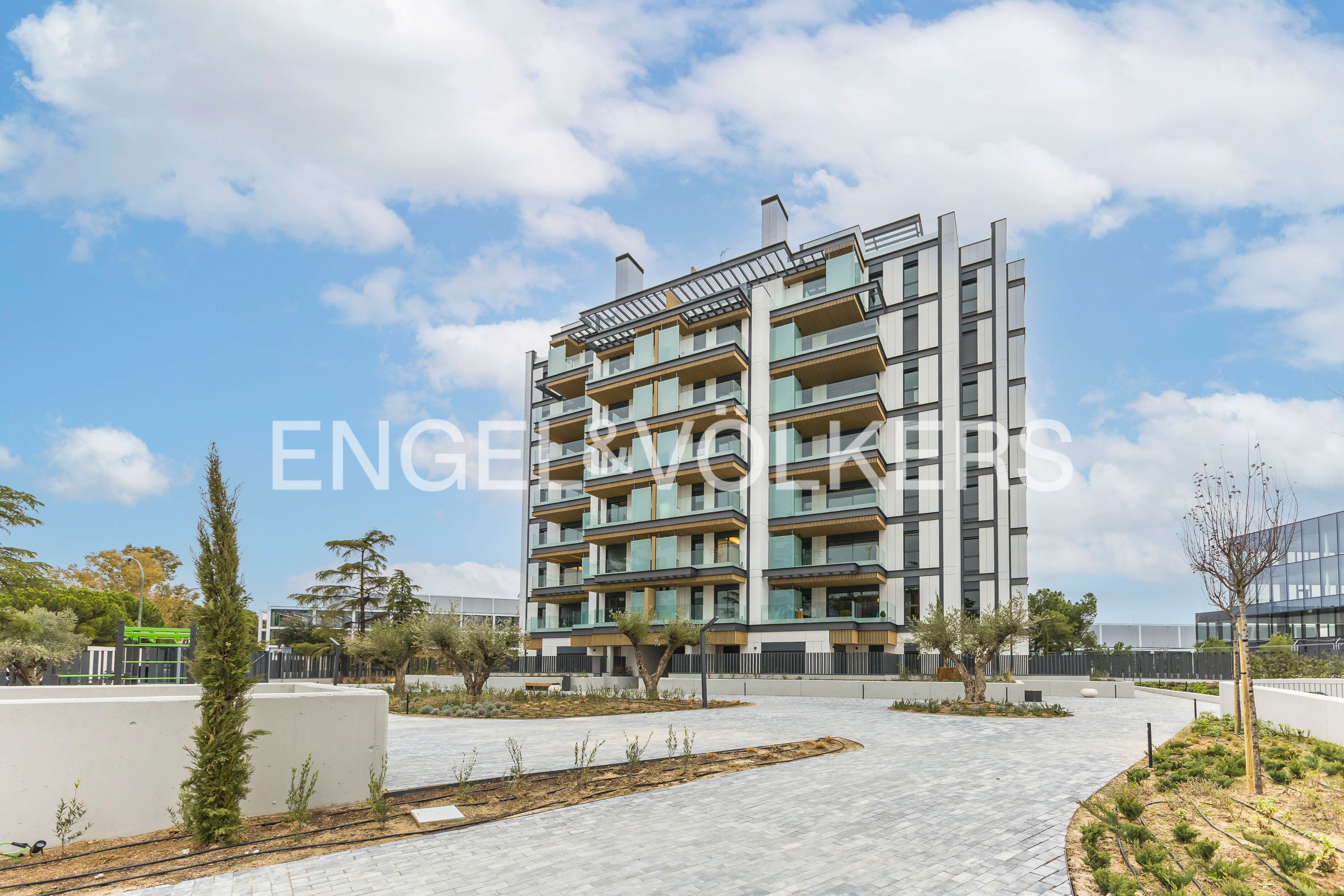 Vista exterior de Apartament de lloguer en  Madrid Capital amb Aire condicionat, Calefacció i Terrassa