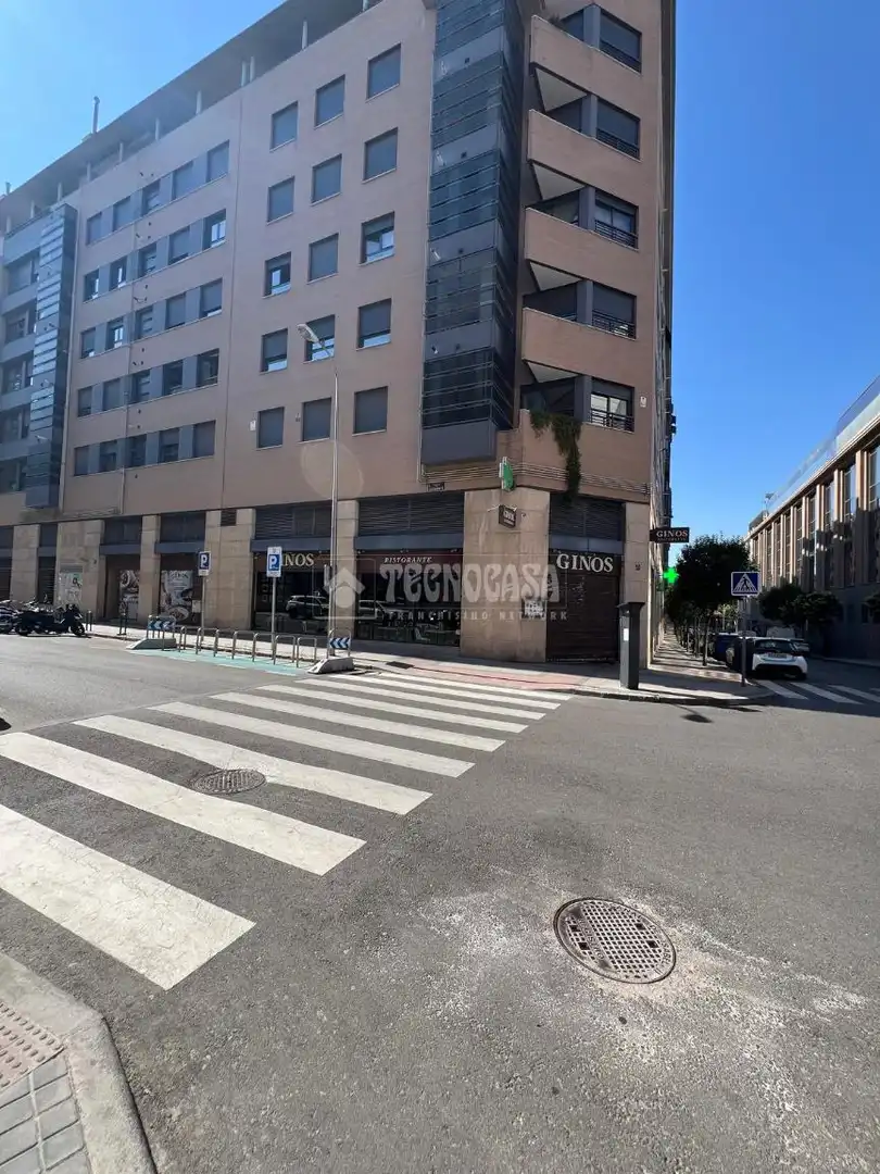 Exterior view of Garage for sale in Madrid