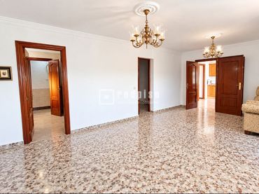 Casa en venda a Benamargosa