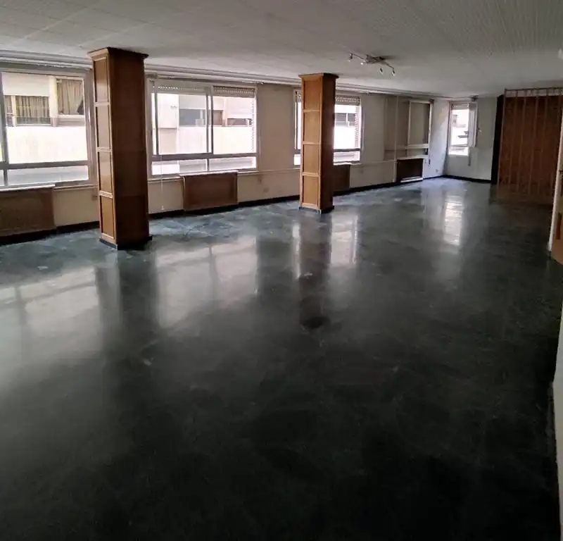 Flat with lift for sale in Centro
