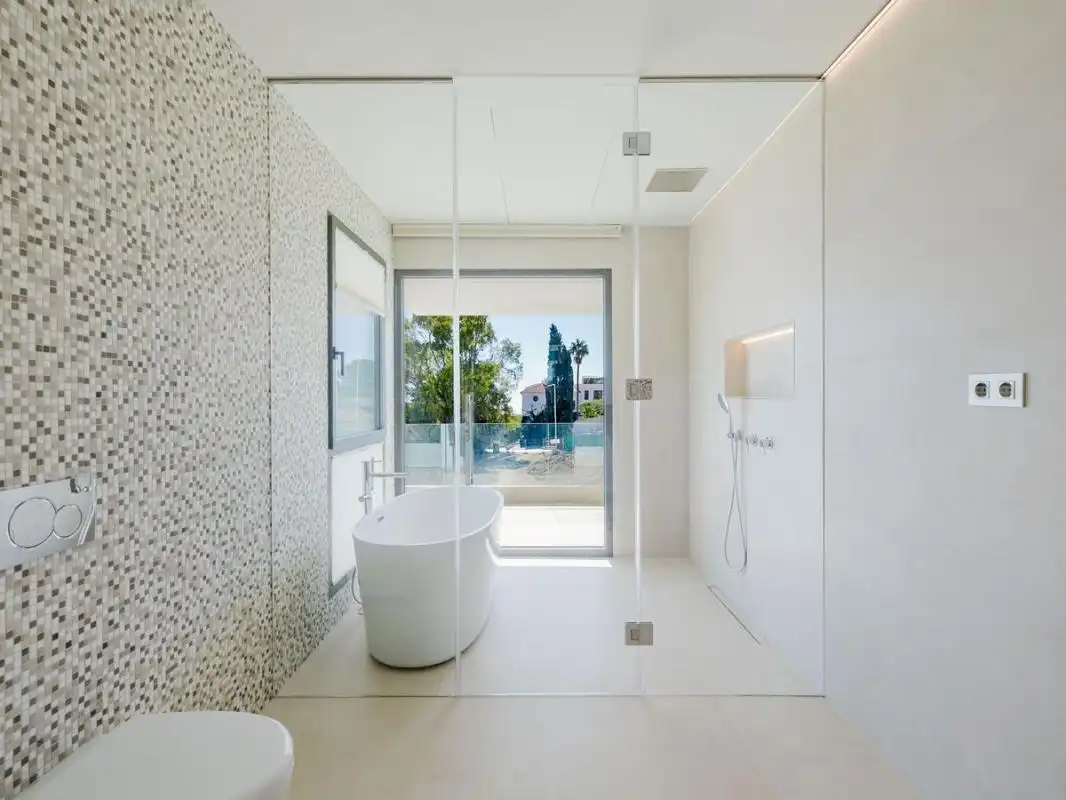 Bathroom of Houses for sale in Benalmádena  with Air Conditioner, Heating and Private garden