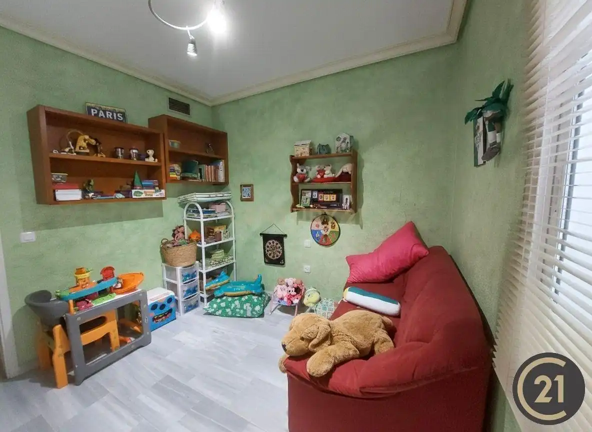 Dormitori de Casa o xalet en venda en Espartinas amb Aire condicionat, Jardí privat i Traster
