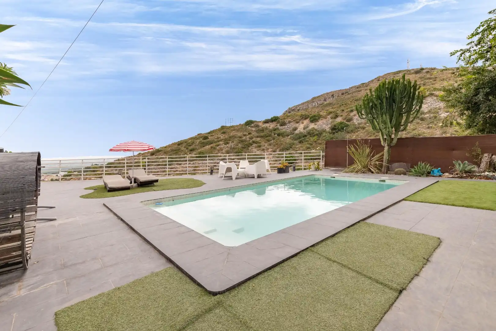 Piscina de Casa o xalet en venda en Chiva amb Calefacció, Jardí privat i Terrassa
