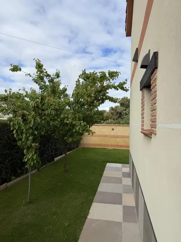 Jardín de Casa o chalet en venta en Trijueque con Aire acondicionado, Calefacción y Jardín privado