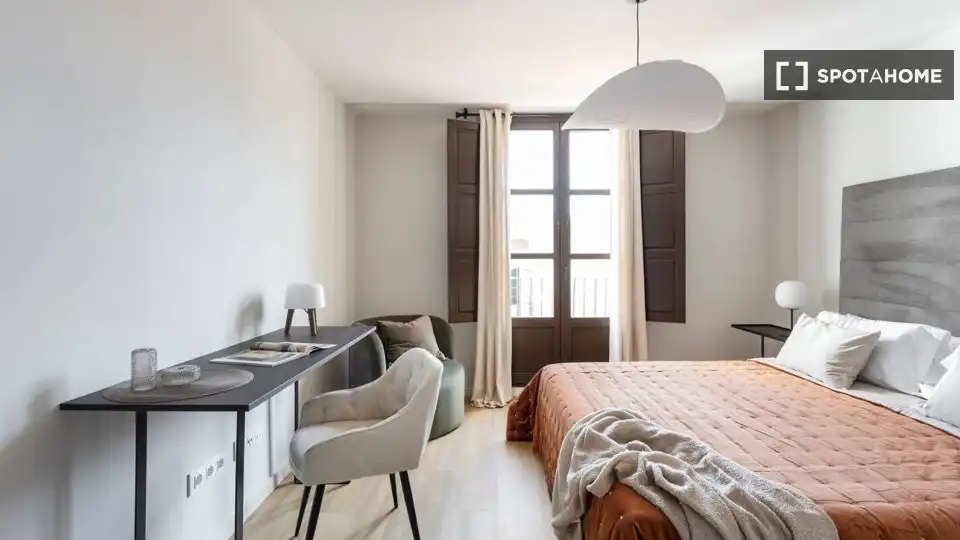 Flat with terrace to rent in Ciutat Vella, imagen 19