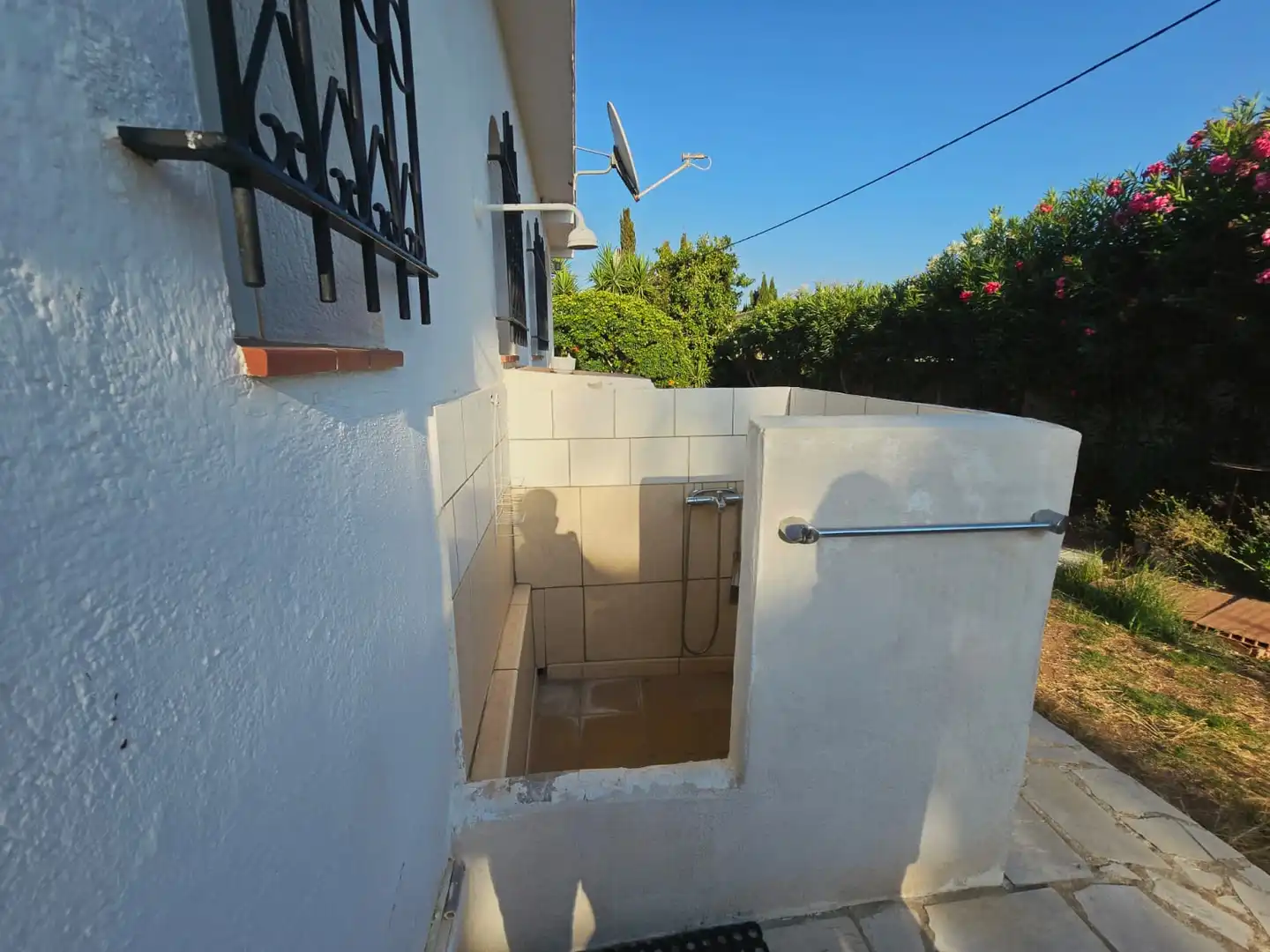 Bany de Casa o xalet en venda en Mont-roig del Camp amb Jardí privat, Traster i Piscina