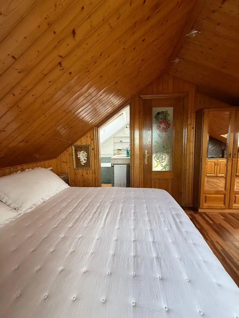Habitación de Casa o chalet en venta en Gijón  con Calefacción, Terraza y Piscina