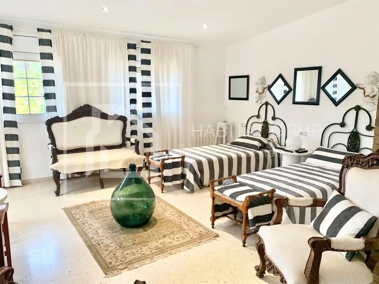 Dormitori de Casa o xalet en venda en Girona