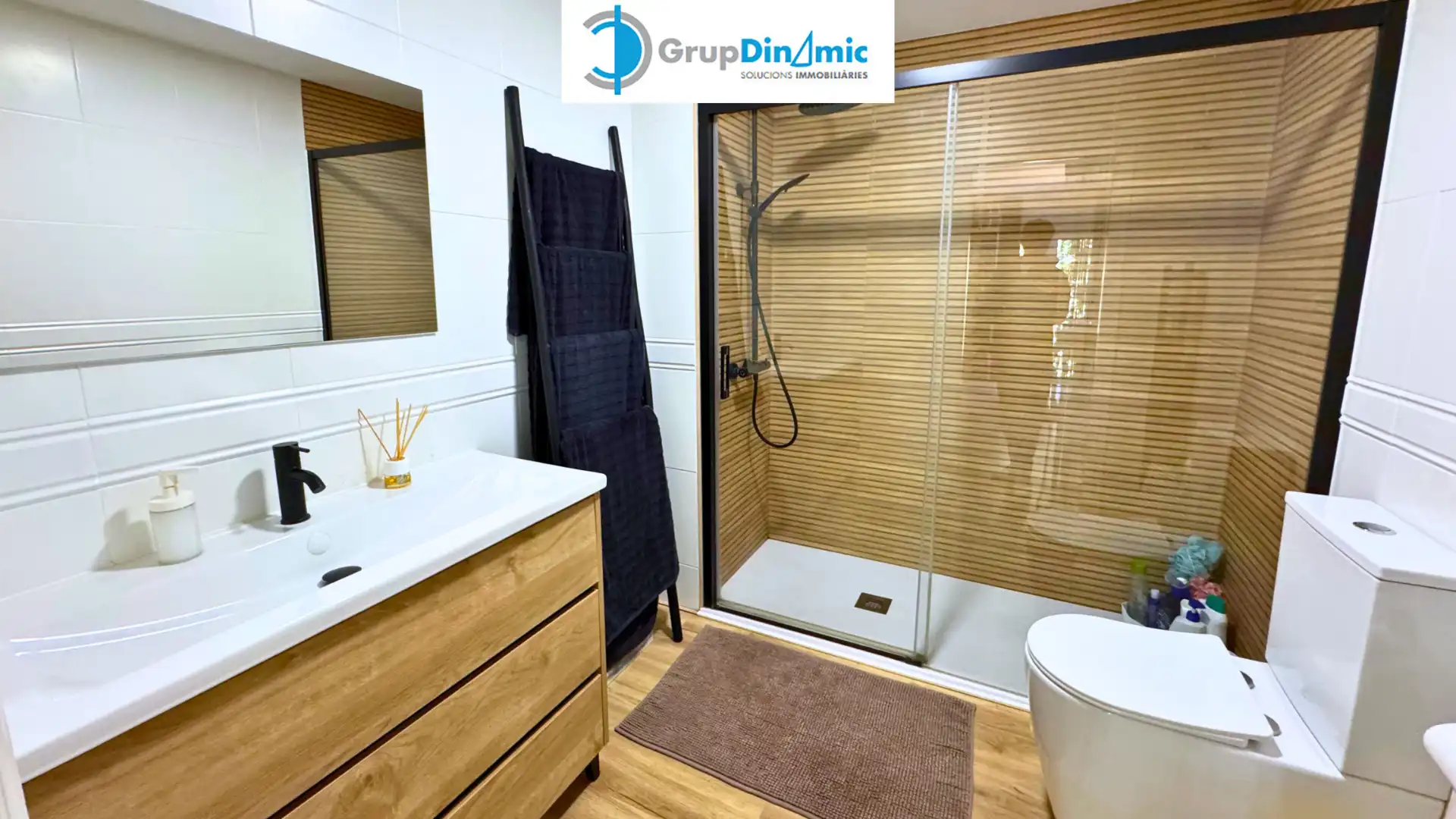 Dúplex con terraza en venta en Avinguda Catalunya, imagen 52