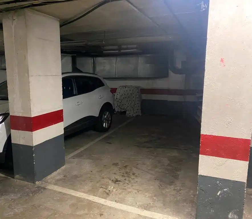 Einzelparkplatz zum Verkauf in Horta - Guinardó