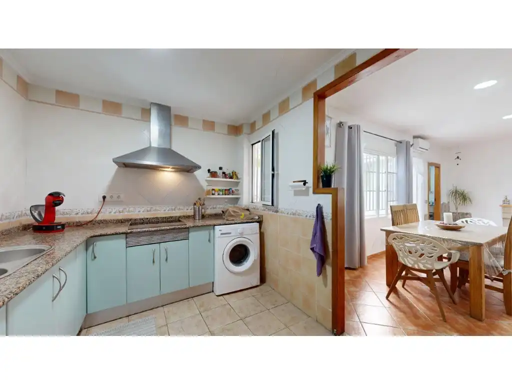 Kitchen of Houses for sale in Burjassot
