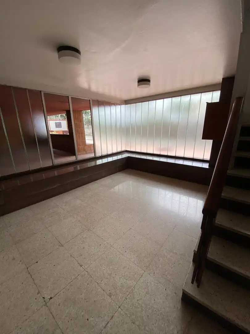 Piso en venta en A Coruña Capital  con Calefacción y Trastero