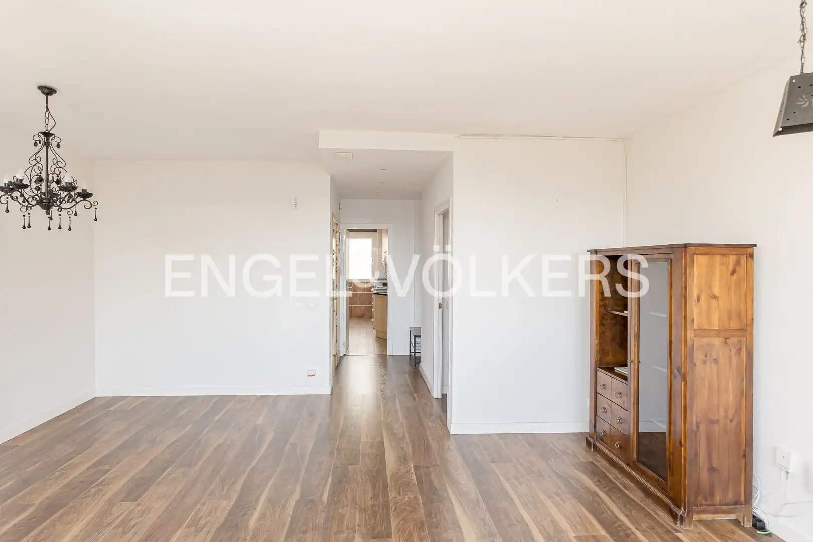 Living room of Flat for sale in Madrid  with Air Conditioner and Heating