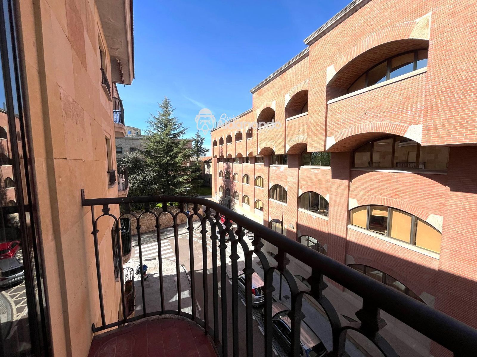 Vista exterior de Piso en venta en Salamanca Capital con Calefacción y Terraza