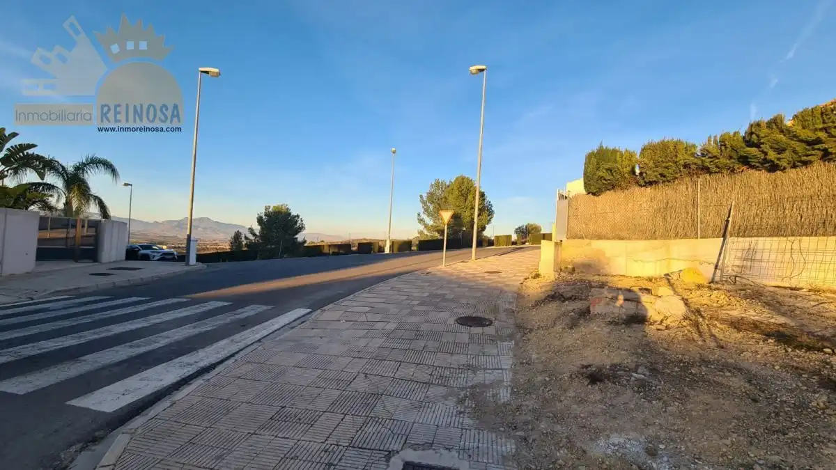 Terreny residencial en venda a Avenida del Golf, imagen 2