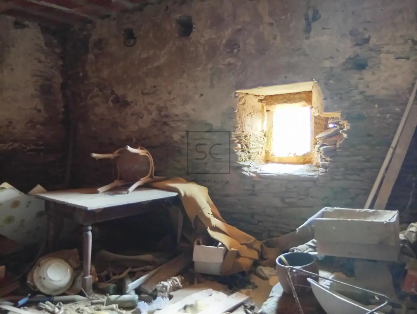 Casa adosada en venda en Cabanas amb Balcó