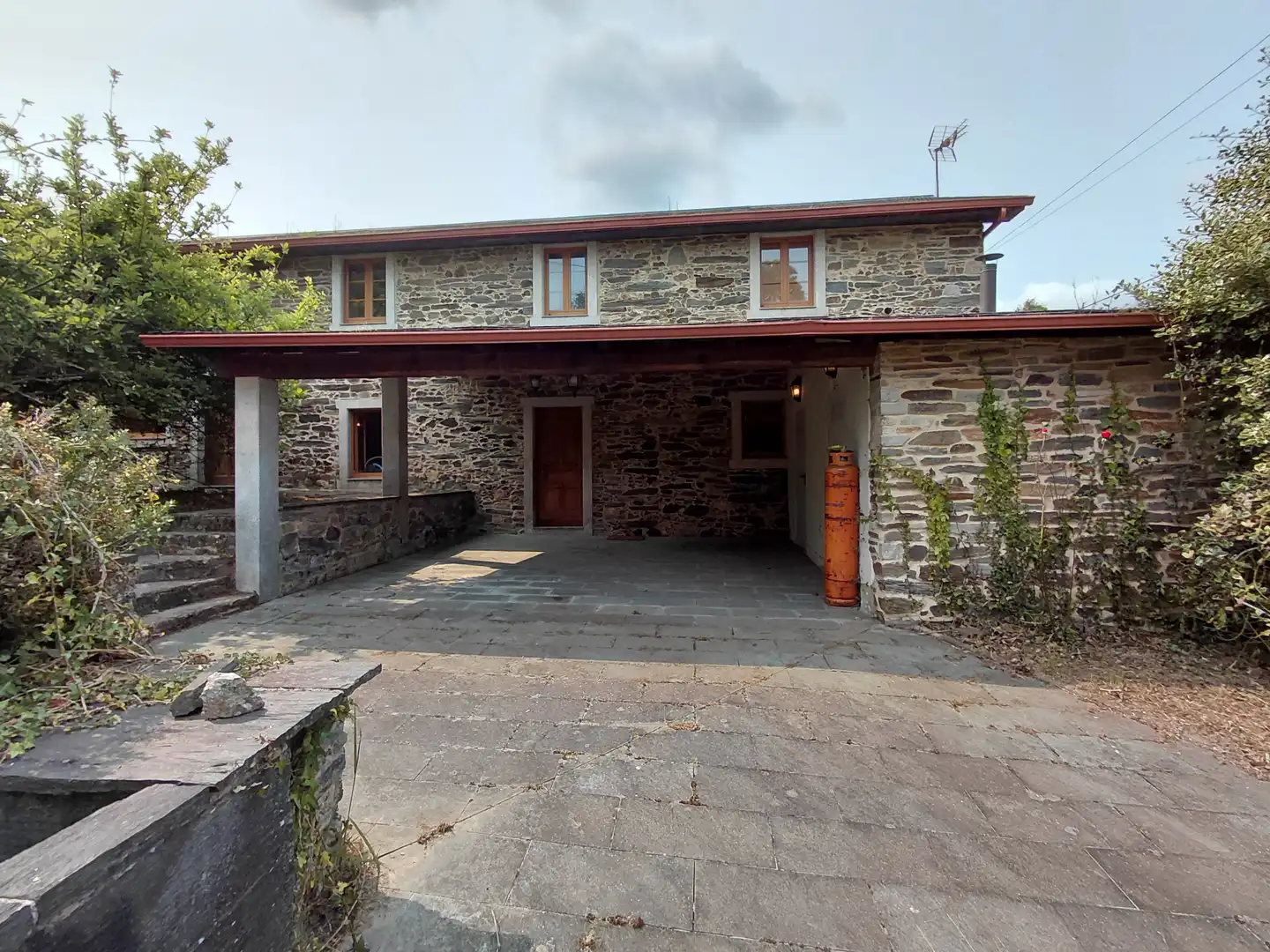 Vista exterior de Casa o chalet en venta en Betanzos con Calefacción, Jardín privado y Trastero