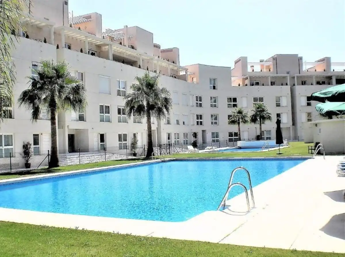 Apartment mit Pool zum Verkauf in nueva andalucia