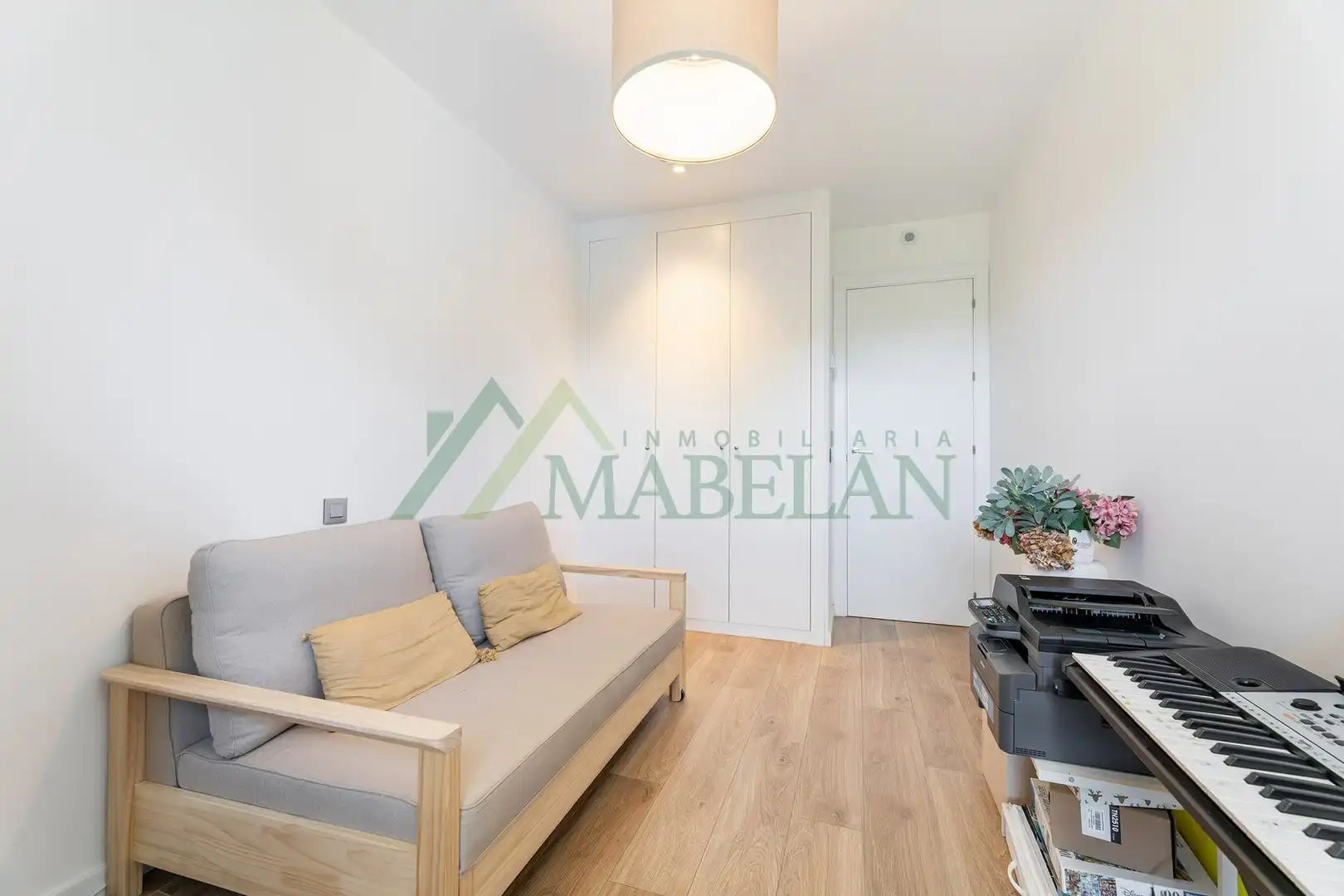 Bedroom of Flat for rent in Las Rozas de Madrid  with Air Conditioner, Heating and Private garden
