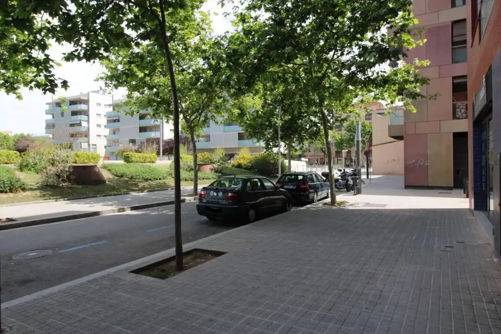 Parking with lift for sale in c/ pere jacas, imagen 5