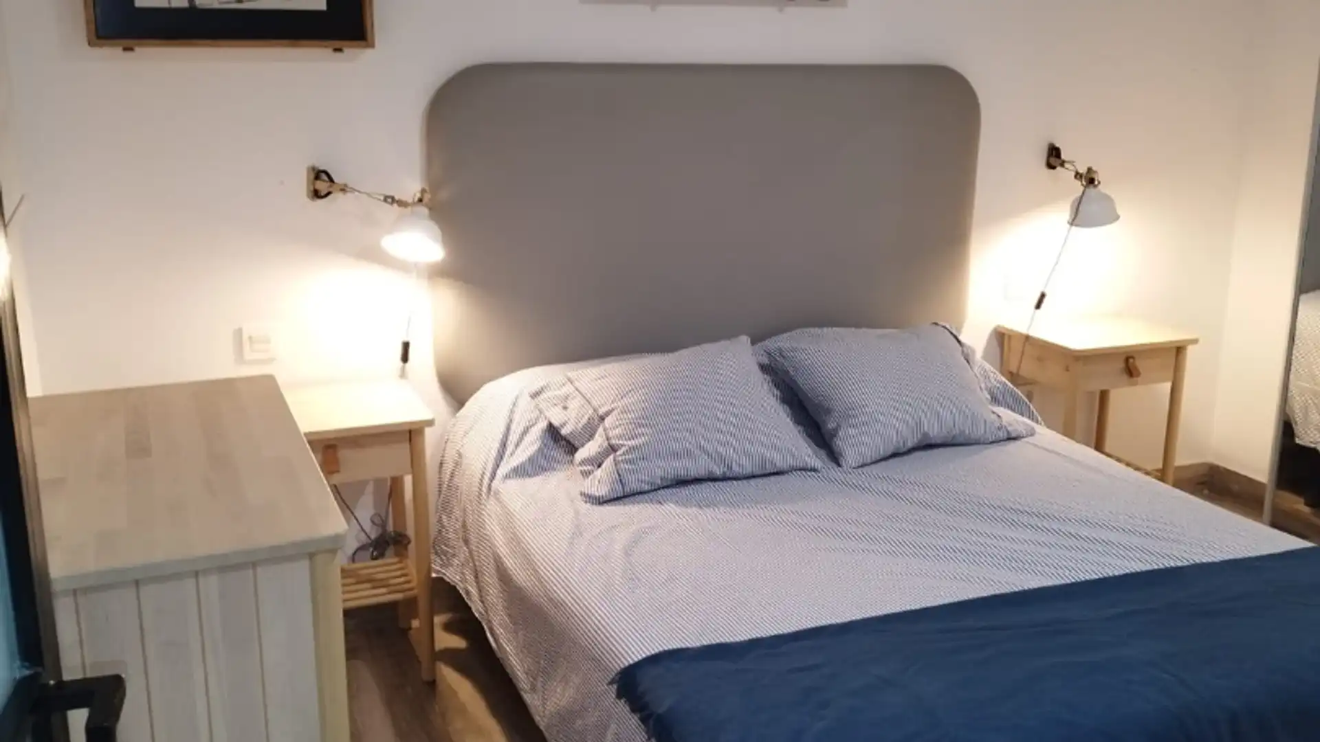 Habitación de Piso de alquiler en  Melilla Capital con Amueblado, Horno y Lavadora