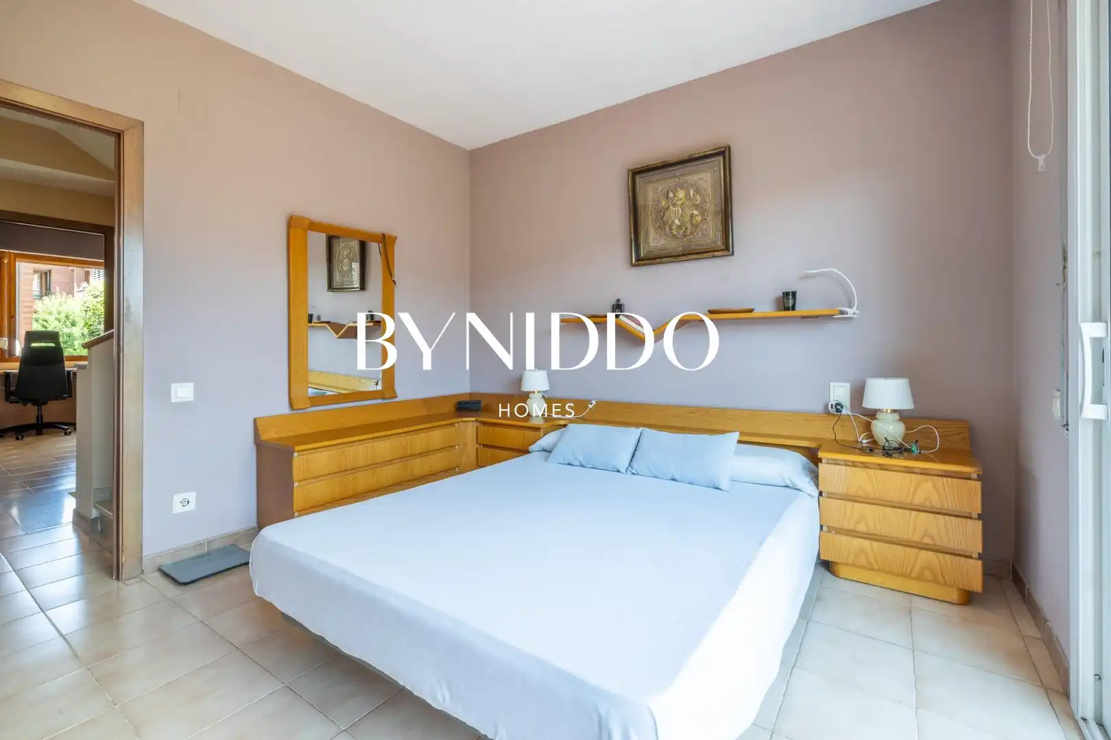Habitación de Casa adosada en venta en Sant Cugat del Vallès con Aire acondicionado, Calefacción y Jardín privado