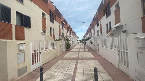 Foto 2 de Casa adosada en venta en Carrer del Cap de Pals, El Grao, Castellón de la Plana / Castelló de la Plana