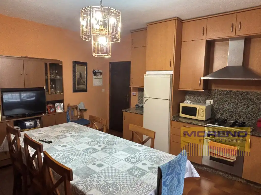 Cocina de Finca rústica en venta en Becerreá