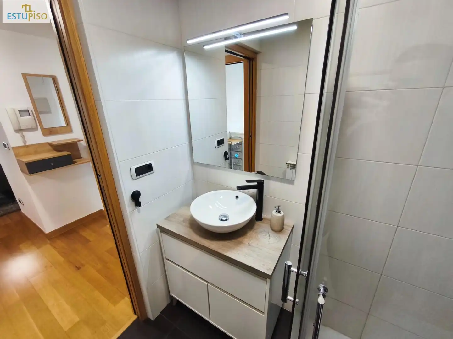Badezimmer von Wohnung zum Verkauf in Vitoria - Gasteiz mit Heizung, Terrasse und Abstellraum
