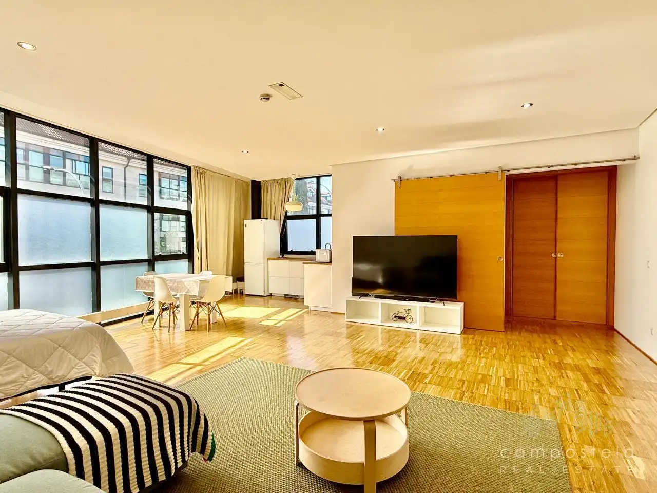 Wohnzimmer von Loft zum Verkauf in Ames mit Heizung, Parkett und Abstellraum