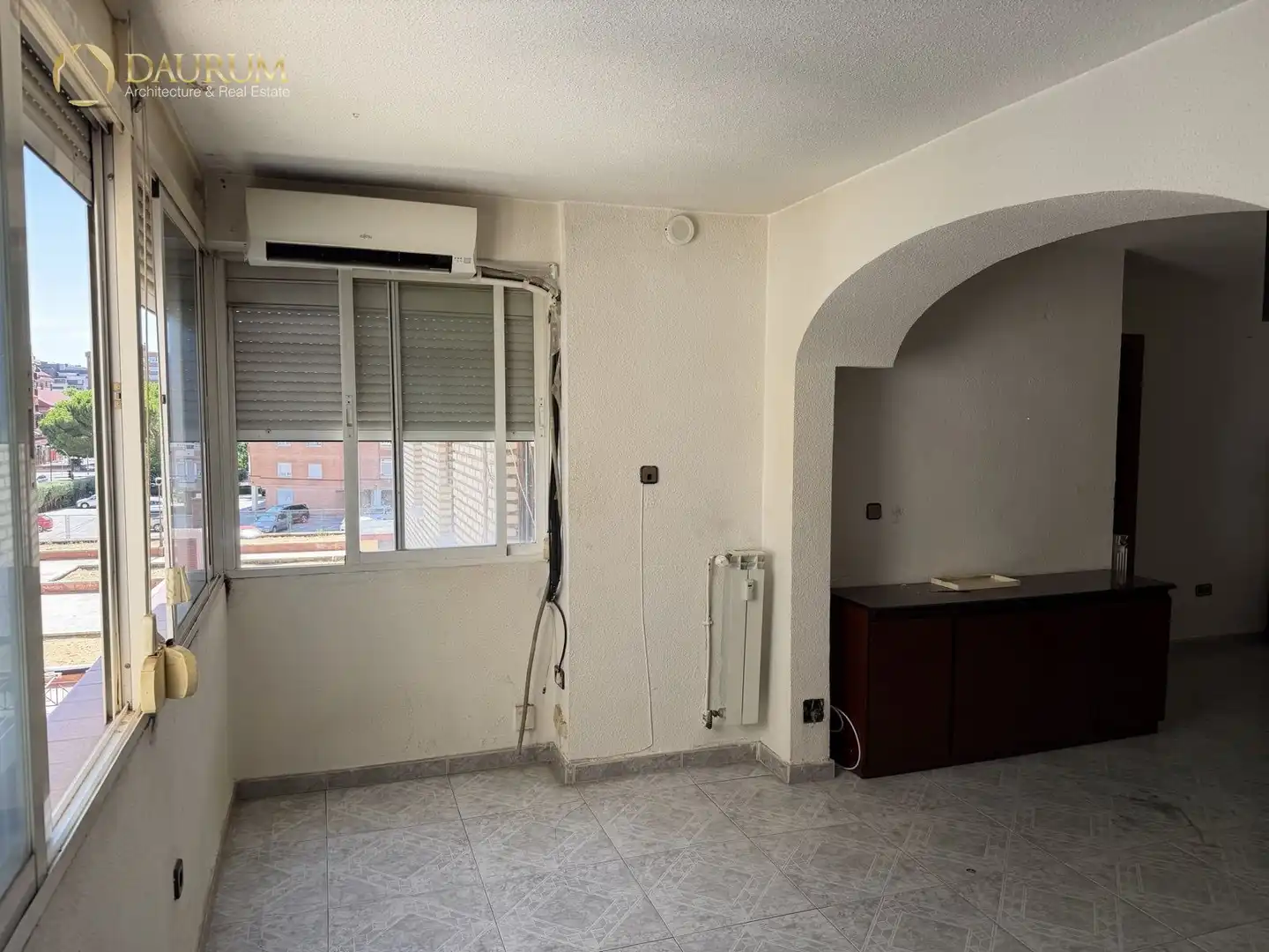 Wohnung zum Verkauf in Móstoles mit Klimaanlage, Heizung und Terrasse