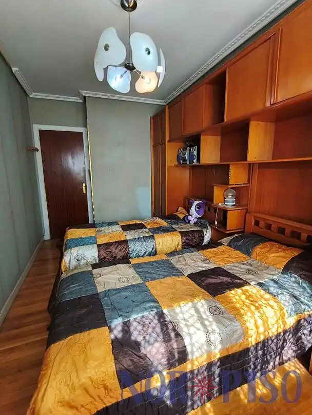 Bedroom of Flat for sale in Bilbao   with Heating, Terrace and Furnished