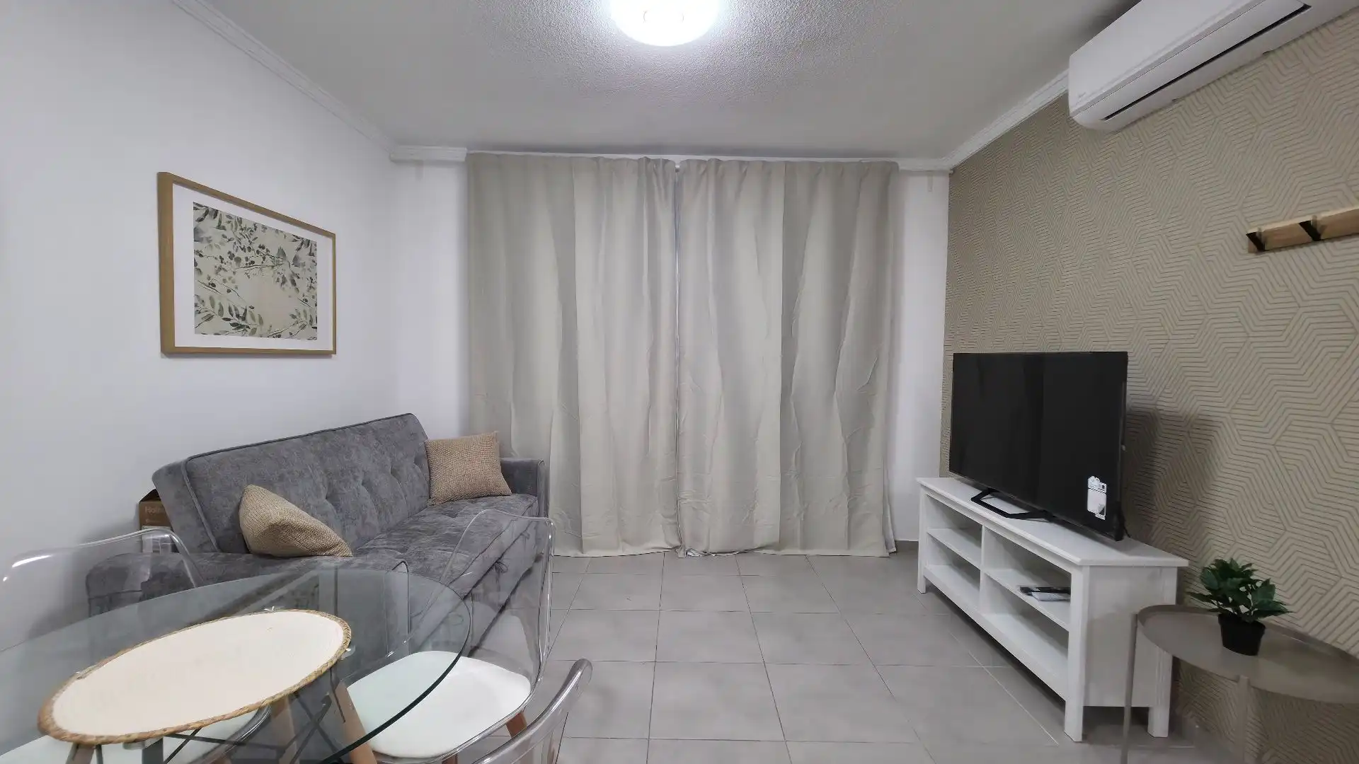 Sala de estar de Apartamento en venta en Arona con Aire acondicionado y Amueblado