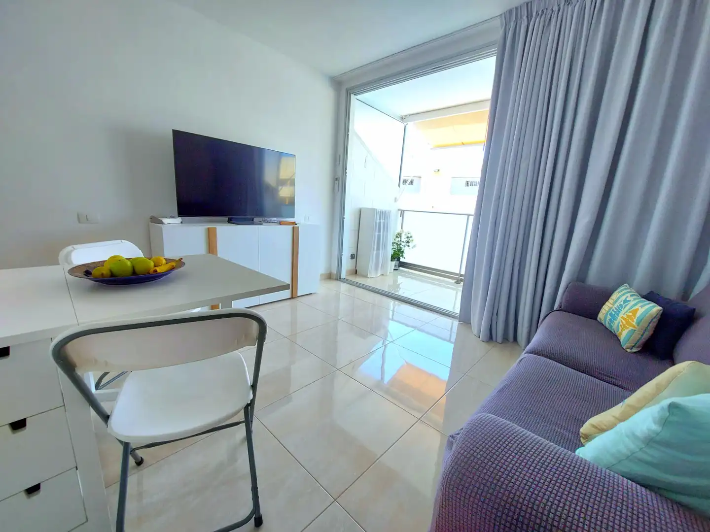 Sala de estar de Apartamento de alquiler en San Bartolomé de Tirajana con Aire acondicionado, Amueblado y Lavadora
