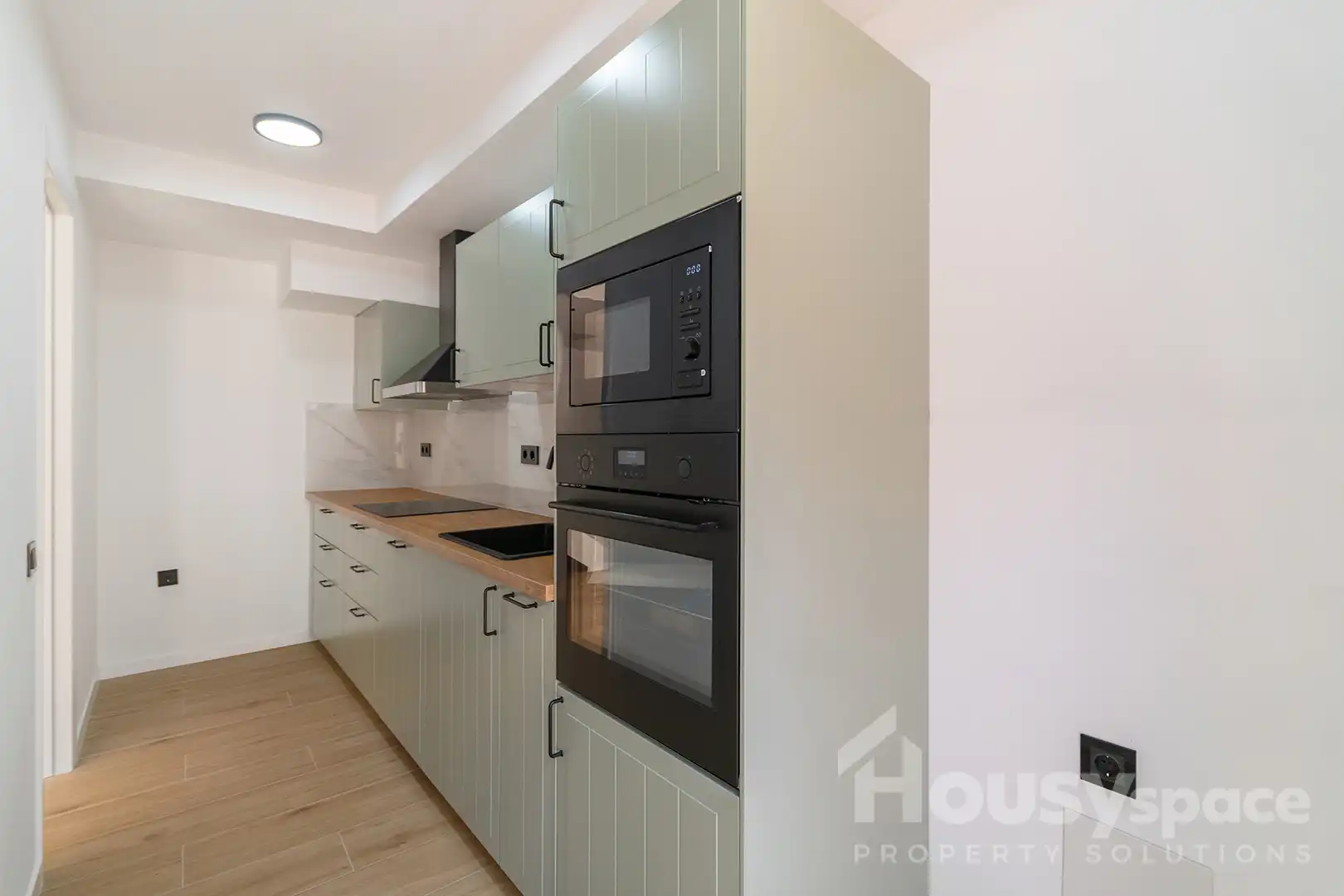 Kitchen of Duplexes for sale in Barcelona  with Air Conditioner, Heating and Private garden