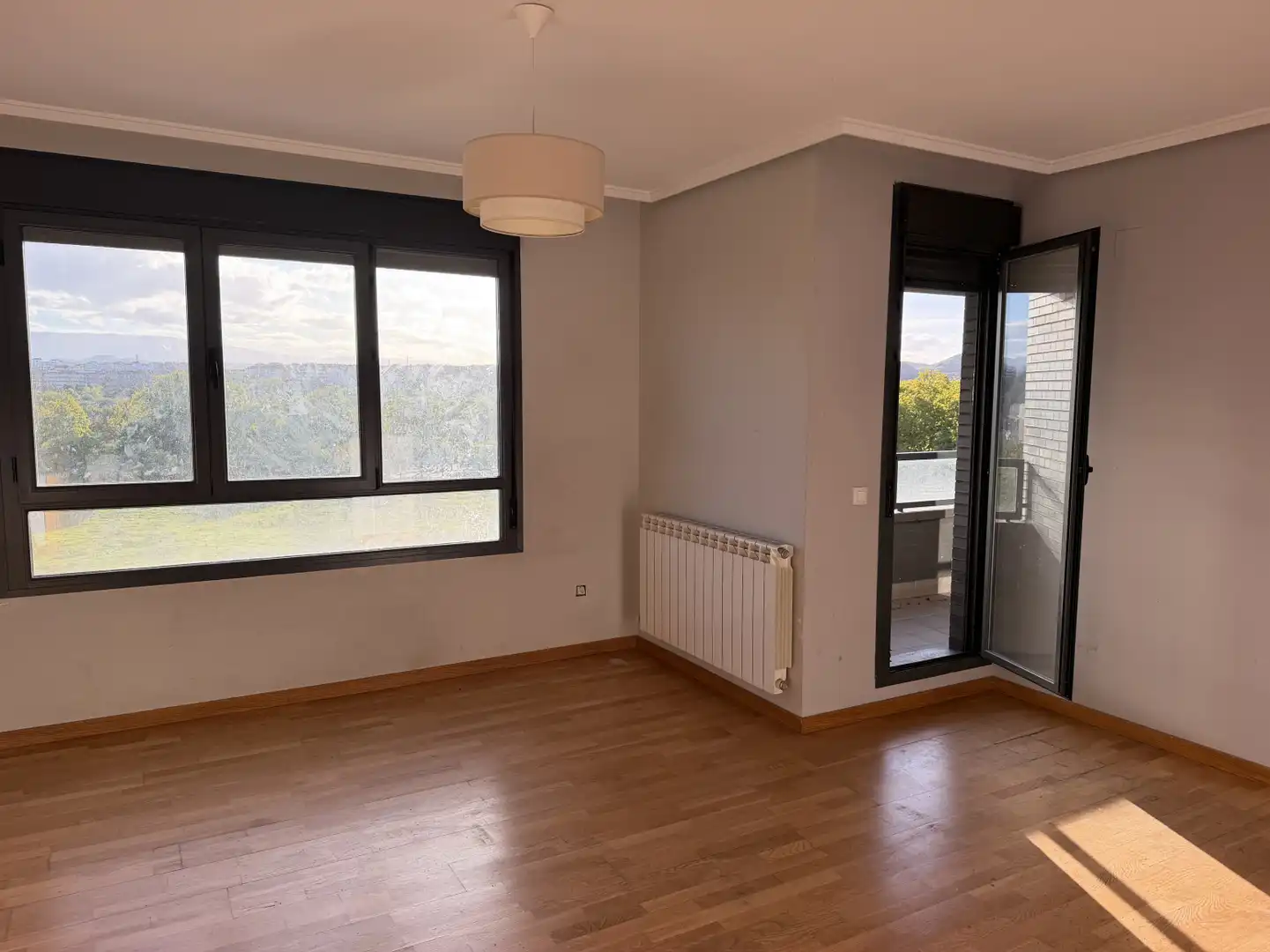 Bedroom of Flat for sale in El Campillo - Norte