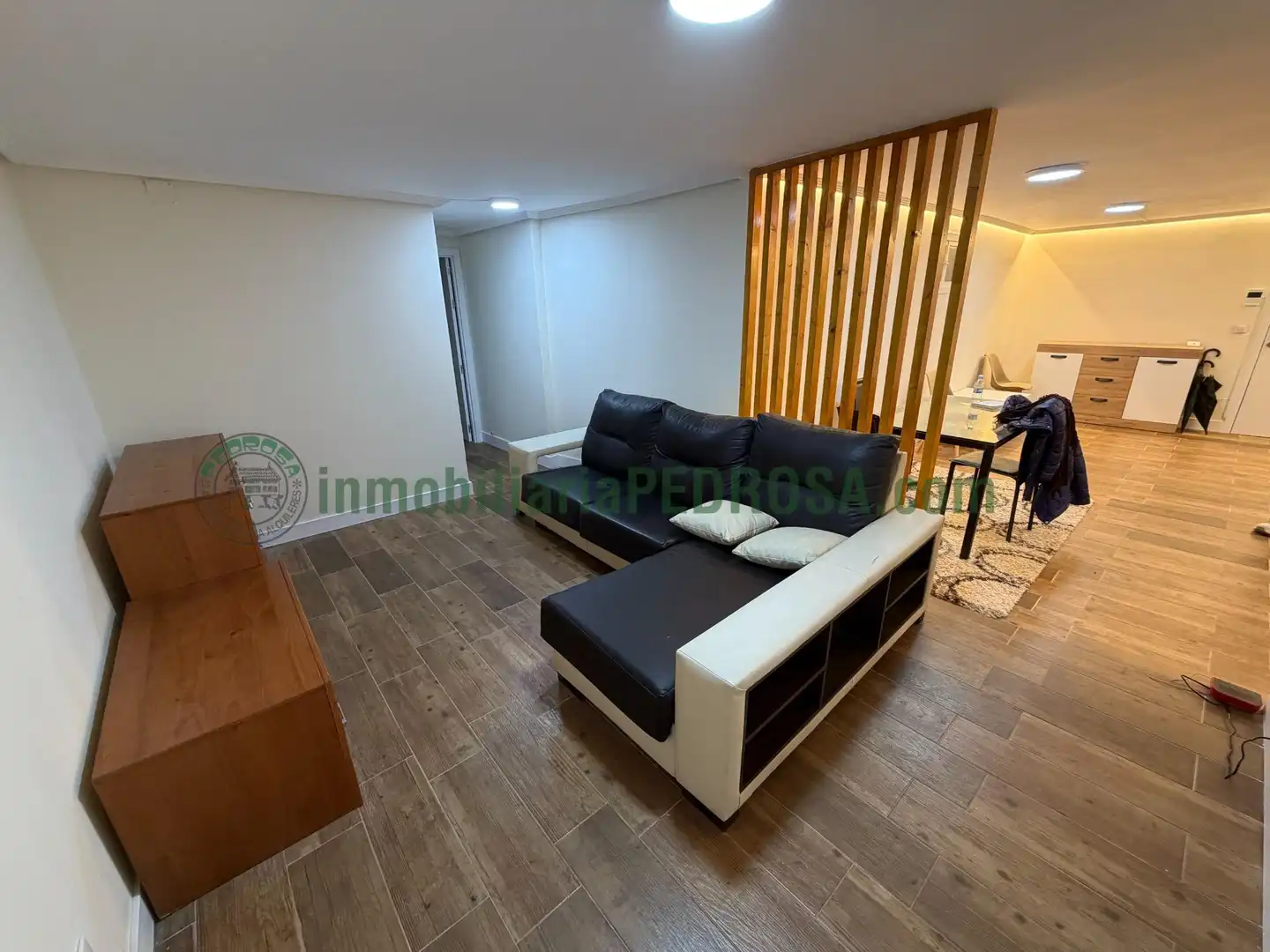 Oficina en venta en Pontevedra Capital  con Amueblado