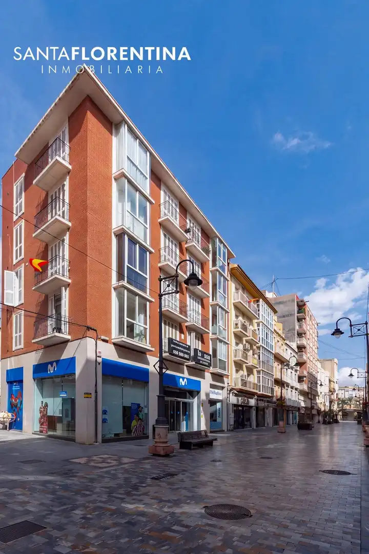 Vista exterior de Pis en venda en Cartagena ciudad