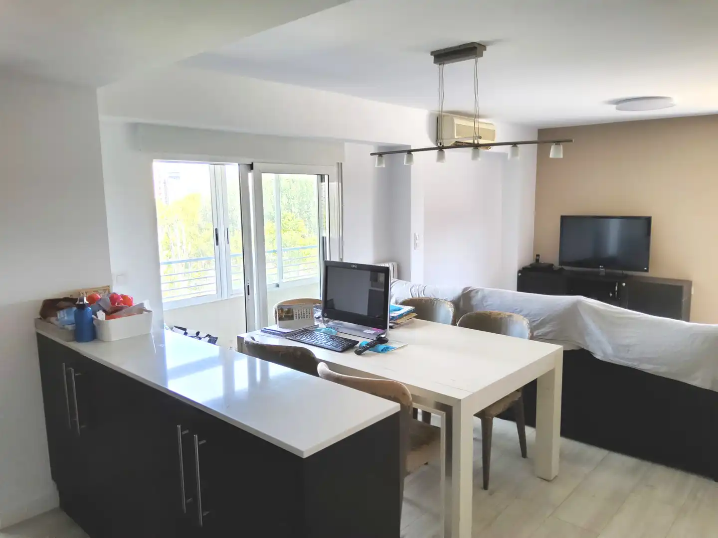 Comedor de Piso de alquiler en  Zaragoza Capital con Calefacción, Parquet y Amueblado