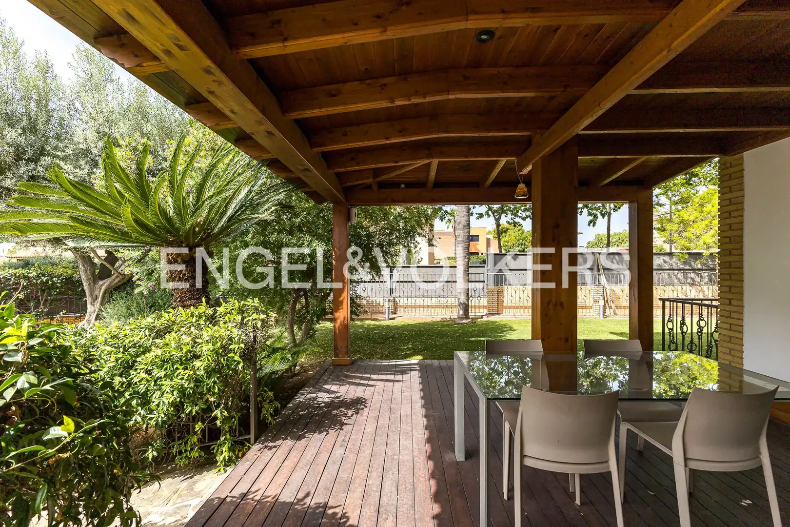 Terrace of Country homes for sale in Vilanova i la Geltrú  with Air Conditioner, Heating and Private garden