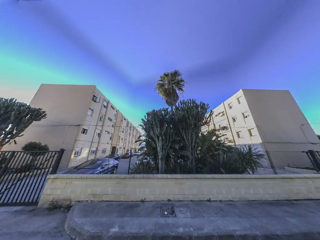 Vista exterior de Piso en venta en Algeciras