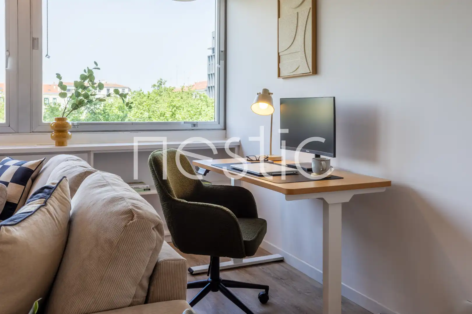 Habitación de Apartamento de alquiler en Madrid con Aire acondicionado, Calefacción y Amueblado