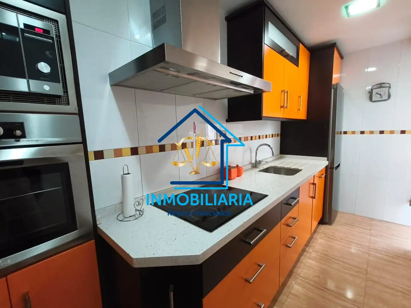Küche von Wohnung zum Verkauf in Córdoba mit Klimaanlage und Möbliert