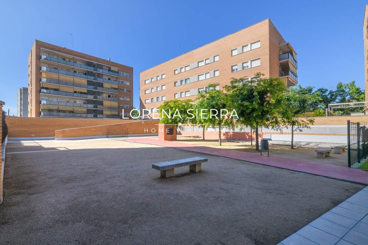 Exterior view of Flat for sale in Viladecans  with Air Conditioner, Heating and Private garden