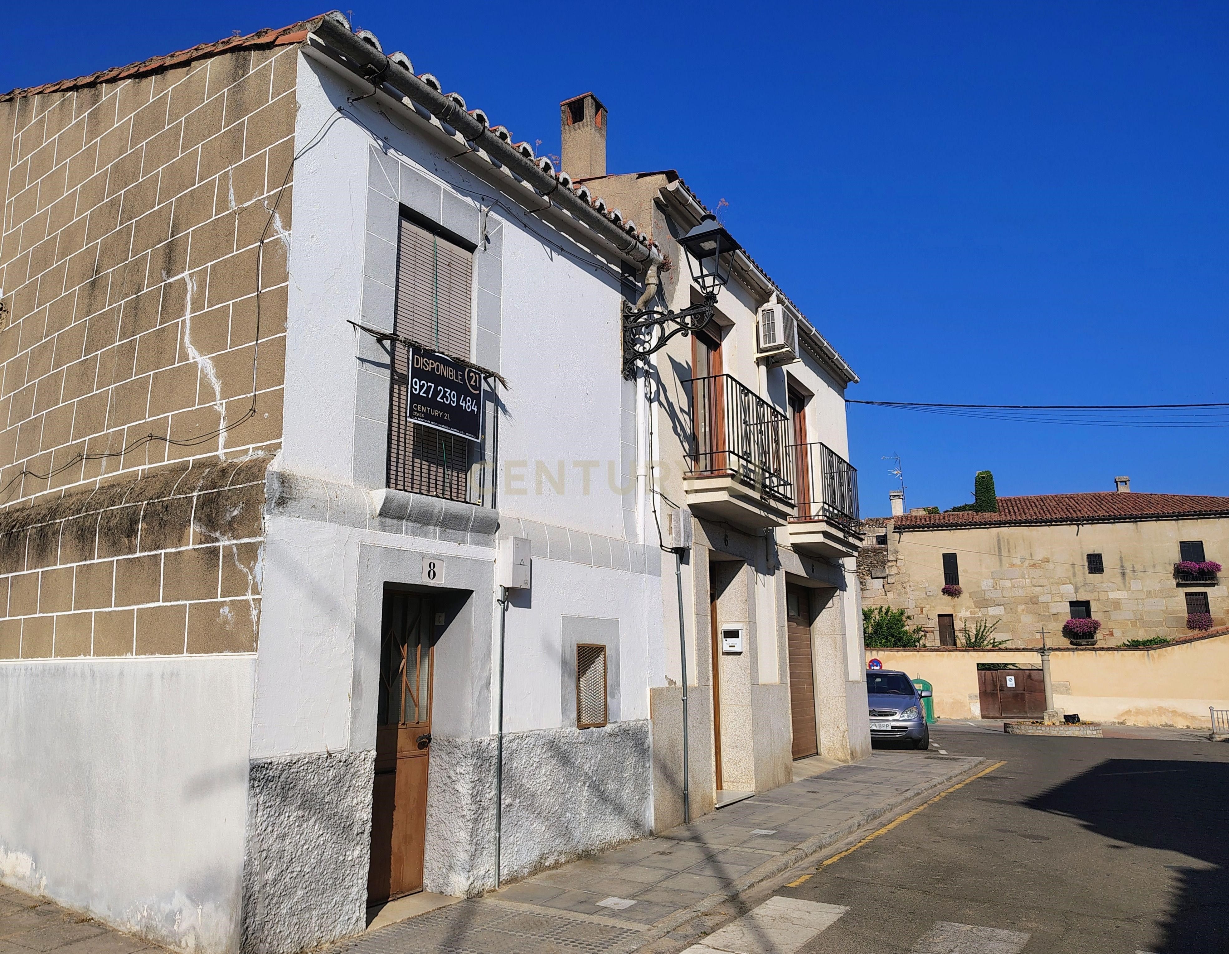 Exterior view of House or chalet for sale in Coria