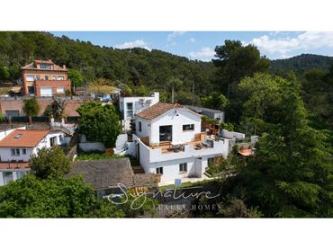 Haus mit Pool zur Miete in Calle Catalpa
