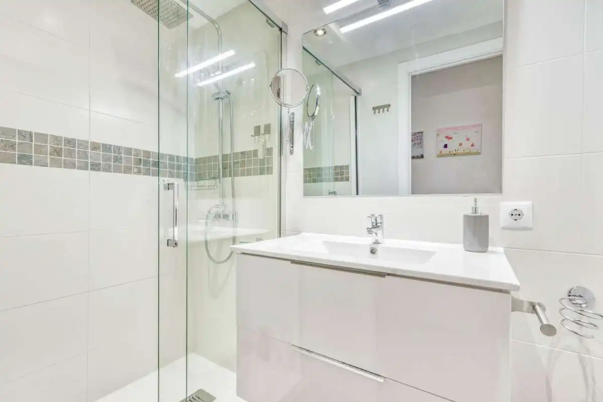 Bathroom of Apartments for sale in Roses