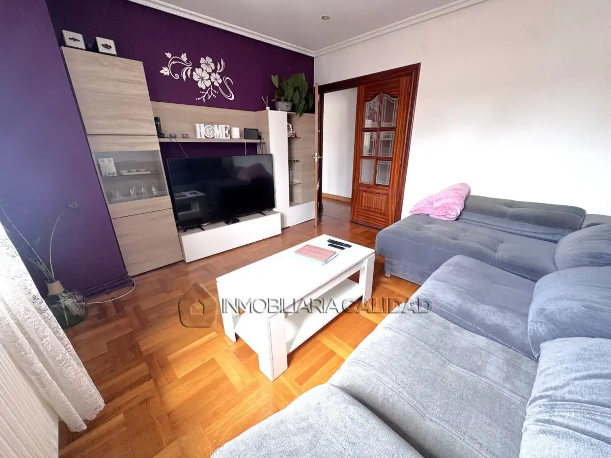 Sala de estar de Piso en venta en Burgos con Calefacción